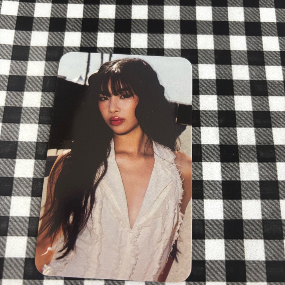Kpop lomocard Set of KATSEYE Beautiful Chaos Edition - Picture 3 of 7